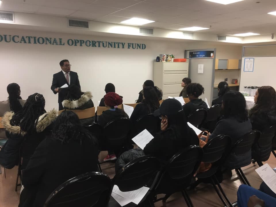 Jose Lowe instructing students in an EOF class